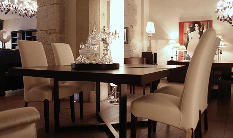 Show-room